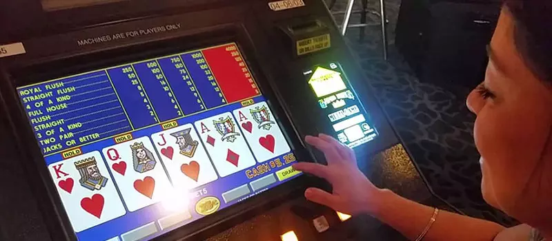 Macchine per video poker e il loro layout